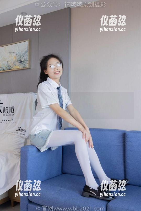 BoBoSocks袜啵啵 - 小甜豆的高跟长靴：图包精选，这样的风格让人心痒！