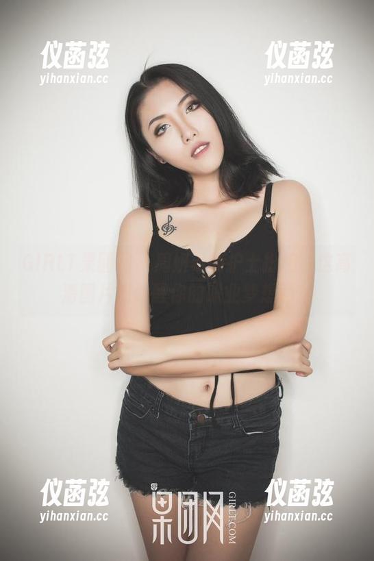 GIRLT果团网 - 周妍希的护士扮相，这高清图片能唤醒你的职业梦想吗？