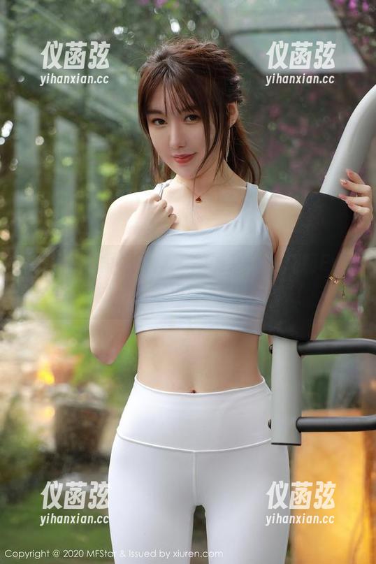 MFStar模范学院-艾莉Evelyn MFStar模范学院 - 前方高能,艾莉Evelyn的肉丝写真让人停不下来!