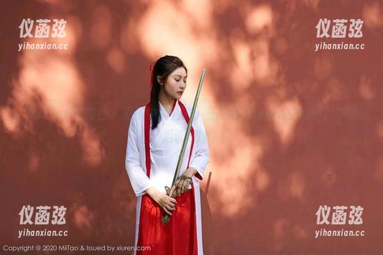 MiiTao蜜桃社 - 更新中的合集：王婉悠Queen的秘密，午餐后聊点啥？