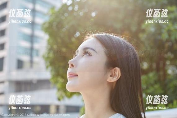 MiiTao蜜桃社 - 陆萱萱Cecilia红裙写真，定制中的不羁和张扬！