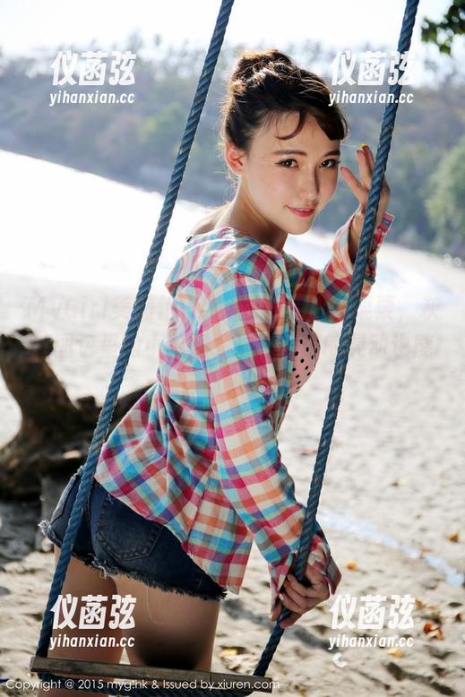 MyGirl美媛馆-Ellie艾栗栗 MyGirl美媛馆 - 我们的Ellie艾栗栗,灰丝图包里的小狗洞,隔着屏幕的晃动也能心醉。