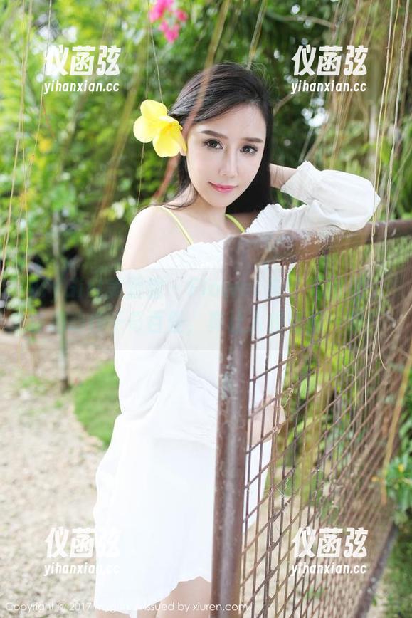 MyGirl美媛馆 - Flower朱可儿图集，自拍动作千奇百怪，真让人挽留那一瞬！