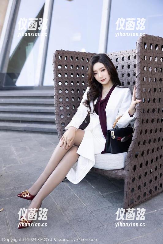 XIAOYU语画界 - 委托给杨紫嫣Cynthia做我秘书，这才是照片该有的样子