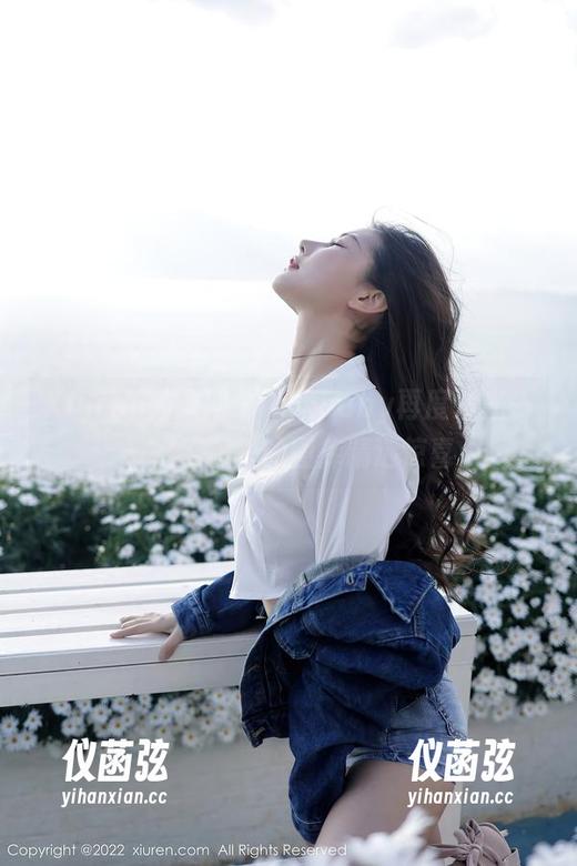 Xiuren秀人网 - 七米baby再度发光——水手服里的图库精选惊喜