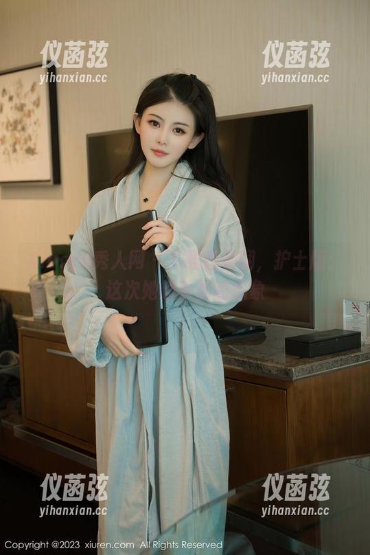 Xiuren秀人网 - 下载唐翩翩，护士版：这次她超乎你的想象