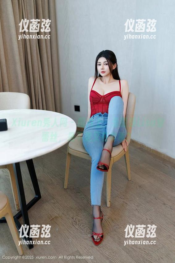 Xiuren秀人网 - 图片上，爱丽莎Lisa穿蕾丝，是不是又在卖乖？