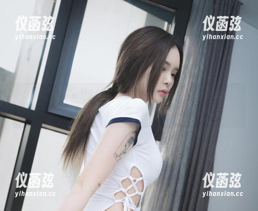 Yuka(유카)'sPEEKCLOUD：在家也能get美图，等你来下载，但别跟我抢哦！
