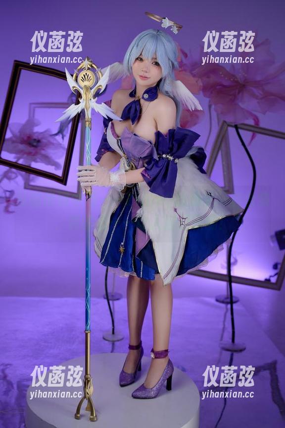 从稻田到牛场——ZinieQ的奶牛写真合集，真的是……让人浮想联翩！