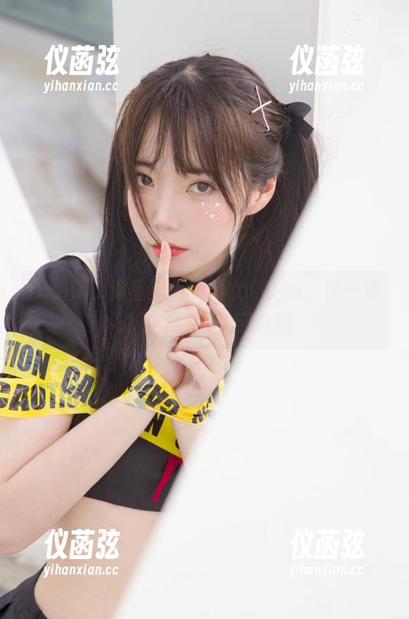 fushii_海堂揽入高清女仆cos，来一场说走就走的次元之旅