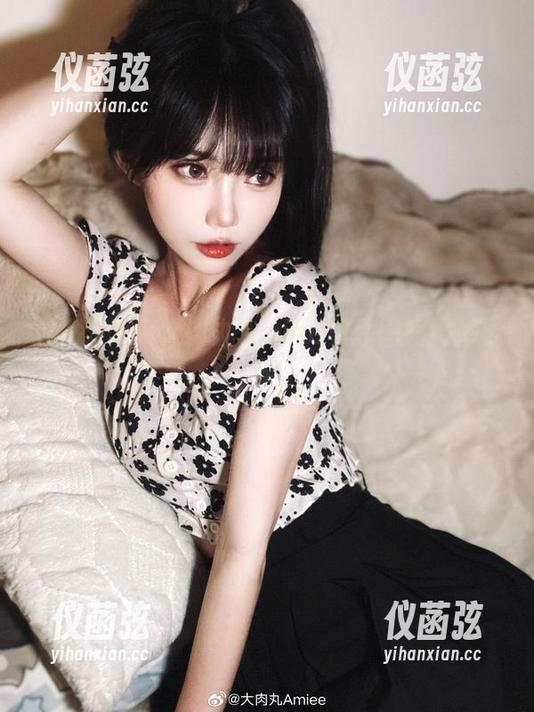 大肉丸Amiee 双人游戏:大肉丸Amiee和原图的微妙默契