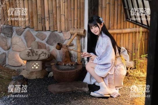 随手一拍，失眠小宁私房里的棉袜居然成了图中的主角，竟然开始想要拥有它。