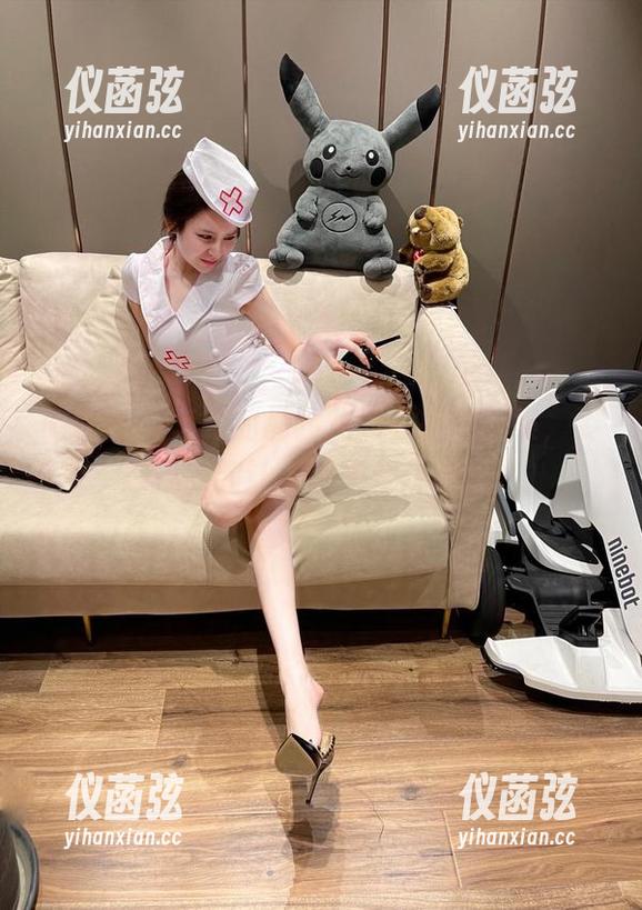 微密圈 - 奔跑的晶骡儿的体操服全集，姿态优雅到让人忍不住想赞叹。