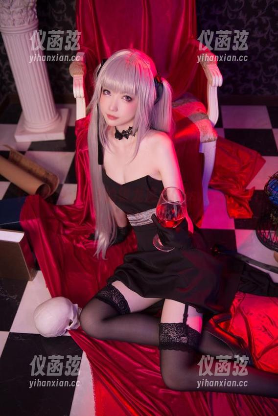 下载妖少you1的银龙魔女Cos，心里那个小鹿乱撞！