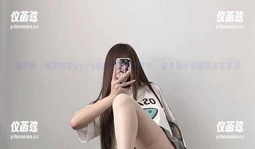 婉柔yyyy 微密圈 - 畅游婉柔yyyy的图库:泳池梦中,你永远不要问我水有多深!