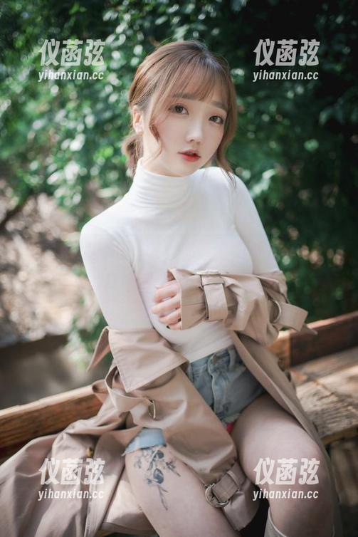 如果拍照能泡个澡，那肯定是孙乐乐(손예은)的DJAWA游泳课这套图！