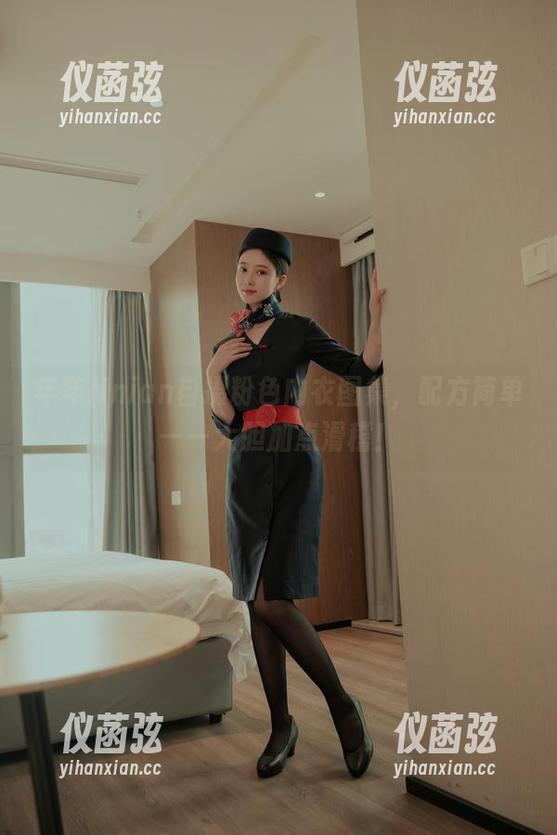 年年Nnian 年年Nnian自摄粉色内衣图集,配方简单——大胆加点滑稽!