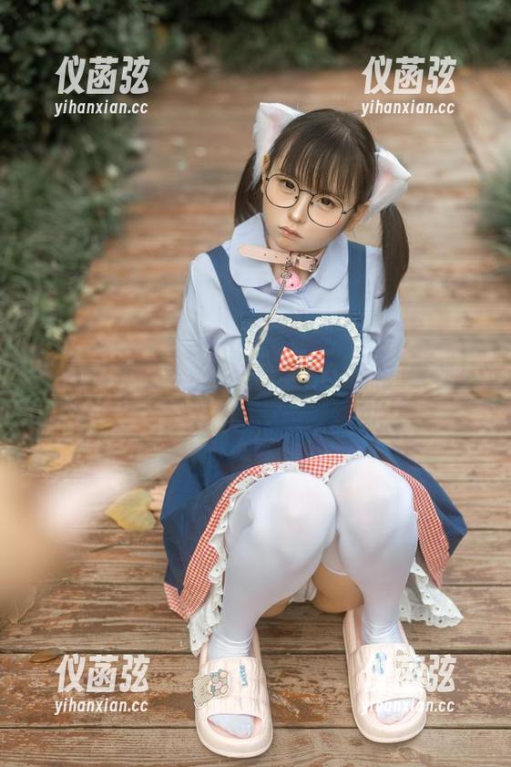 万圣节的邪魅，幼水铃衣COS原图驾到！