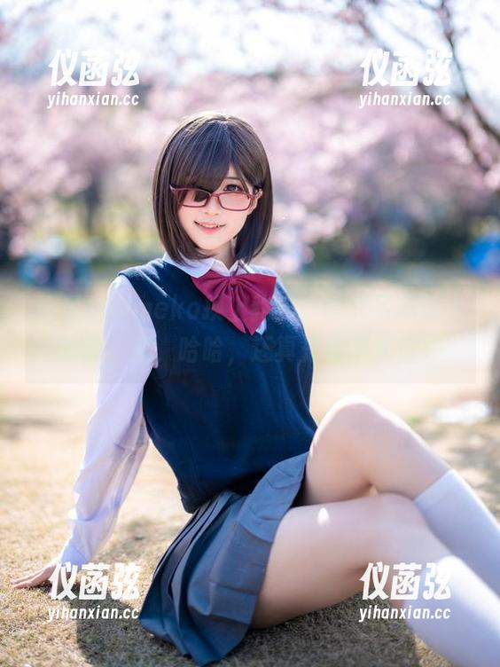 幼爱youmeko换上豹纹，全套写真让人眼前一亮，哈哈，还真是看不太懂！