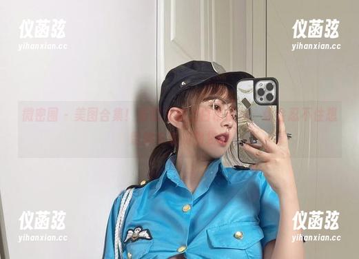 张思允 微密圈 - 美图合集!张思允穿上白吊带袜,你会忍不住想替她拿着购物袋!