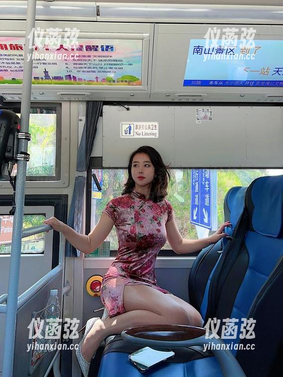 微密圈 - 美图警报！张老师的自拍值得一看，下载一张为自己加分哦