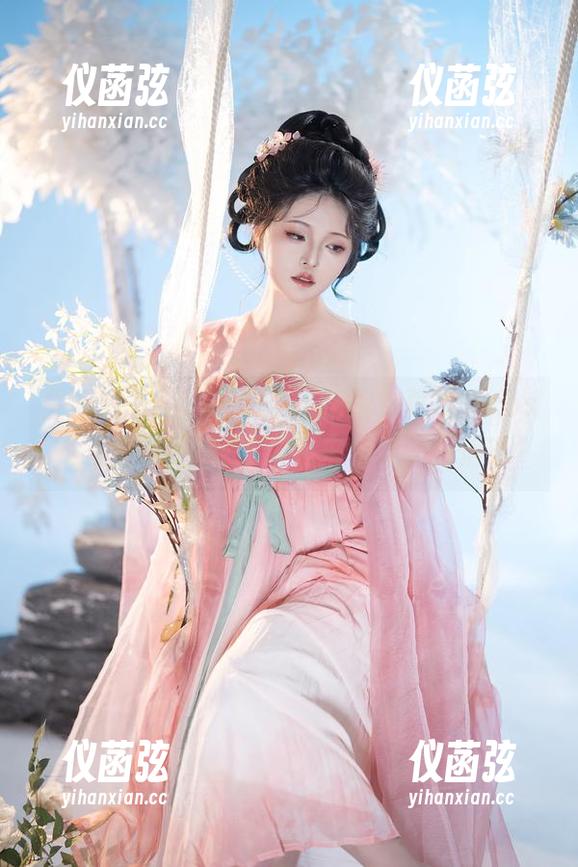星澜想来杯珍珠奶茶、花嫁，再加点cos，画风突然就活泼起来，你信不信？