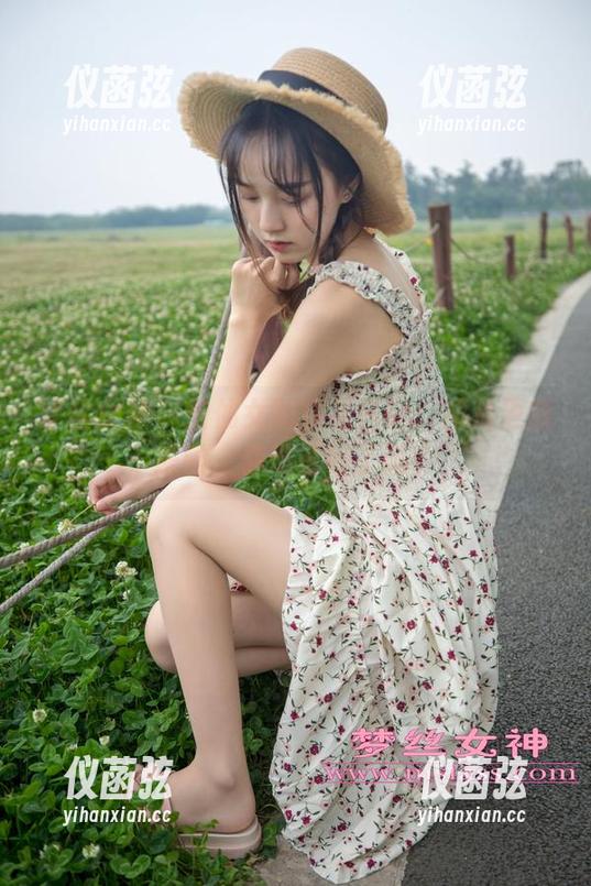 梦丝女神 - 莹仙女的裸足日记：图片更新来啦，你准备好了吗？