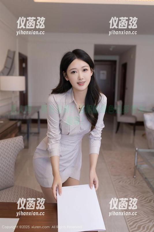 秀人网-温妮 秀人网 - 黑色写真?温妮的颜色选择很大胆啊!