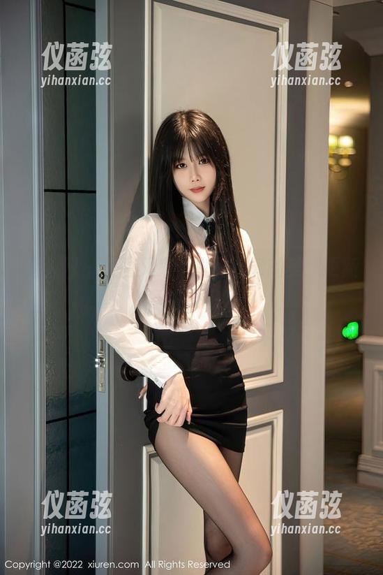 秀人网-白兔西希 秀人网 - 美图又来,白兔西希的美腿更新,真的没想到!