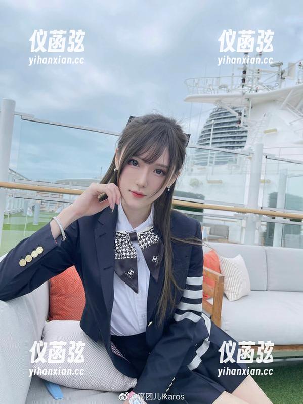 看腐团儿Ikaros图包，少女前线——你是不是也就这样呆住了？