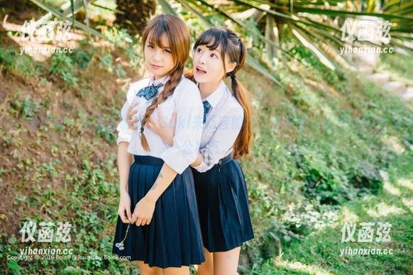 菠萝社 - 禁忌与诱惑：Suki朱忆音的办公室写真，没想过的办公状态。