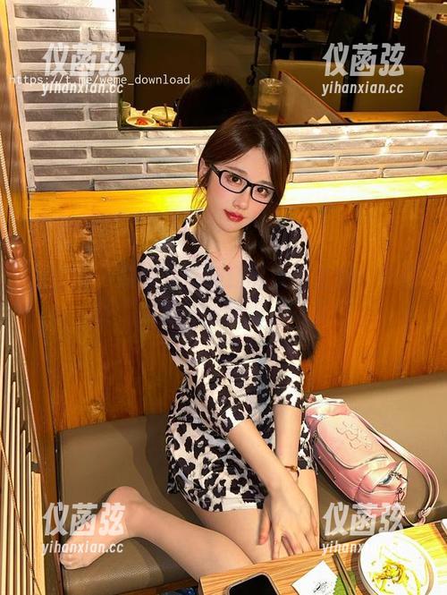 微密圈 - 原来体操服还可以这么穿！轩子巨二兔真的是突破了次元！