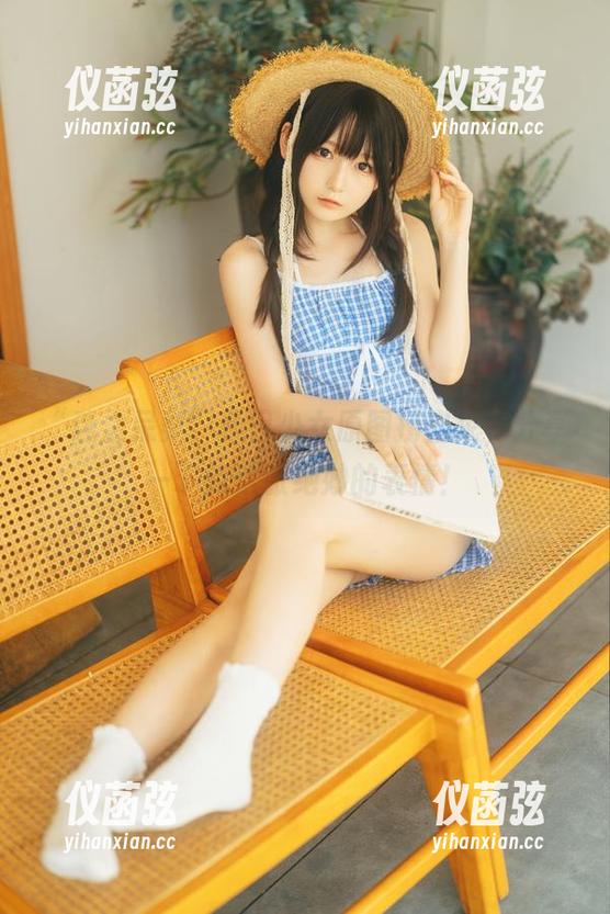 “迷之呆梨”春日少女原图捞出来，分享一下我这张绝妙的表情！