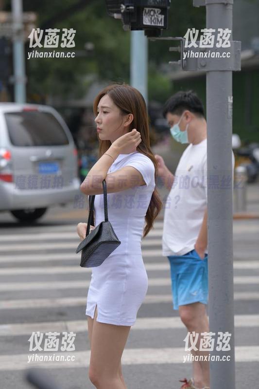 魔镜街拍 - 原图启示录：婷婷的OL黑丝之路，职场还是舞台？
